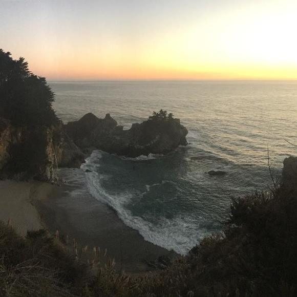 Meet your Posher, Fonda - Picture 1 of 1